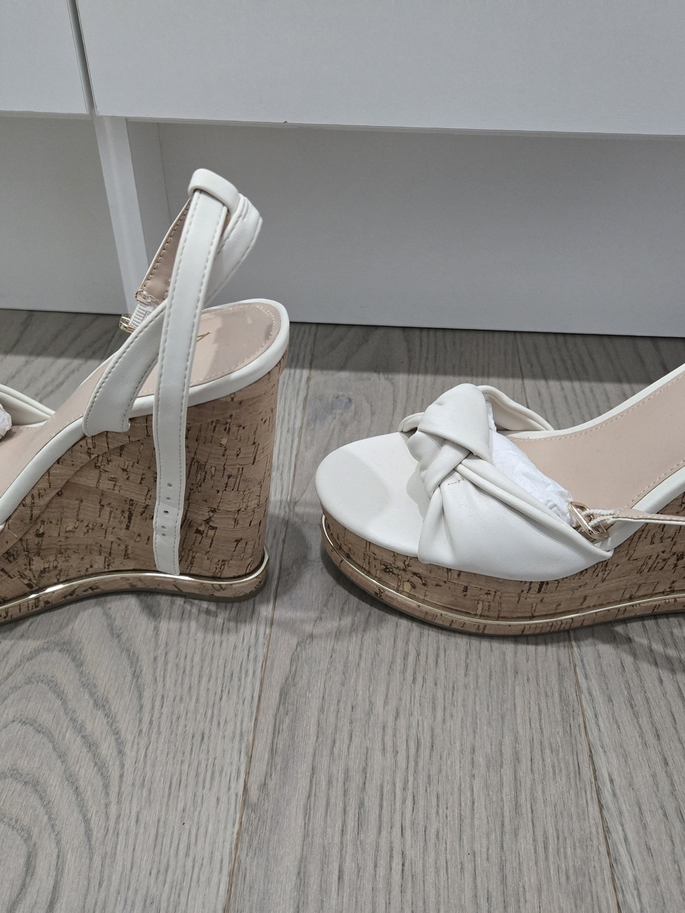 Aldo White Knot Front Slingback Heels - Picture 2 of 5